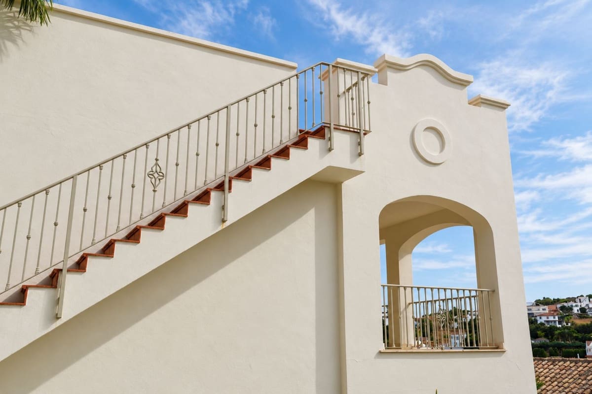 Casa de 3 habitaciones en Estepona en venta con piscina garaje - 478.000 € (Ref: 10163862)