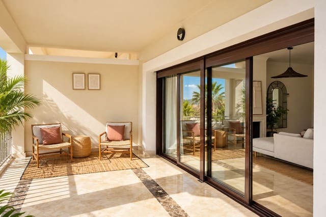 Casa de 3 habitaciones en Estepona en venta con piscina garaje - 478.000 € (Ref: 10163862)