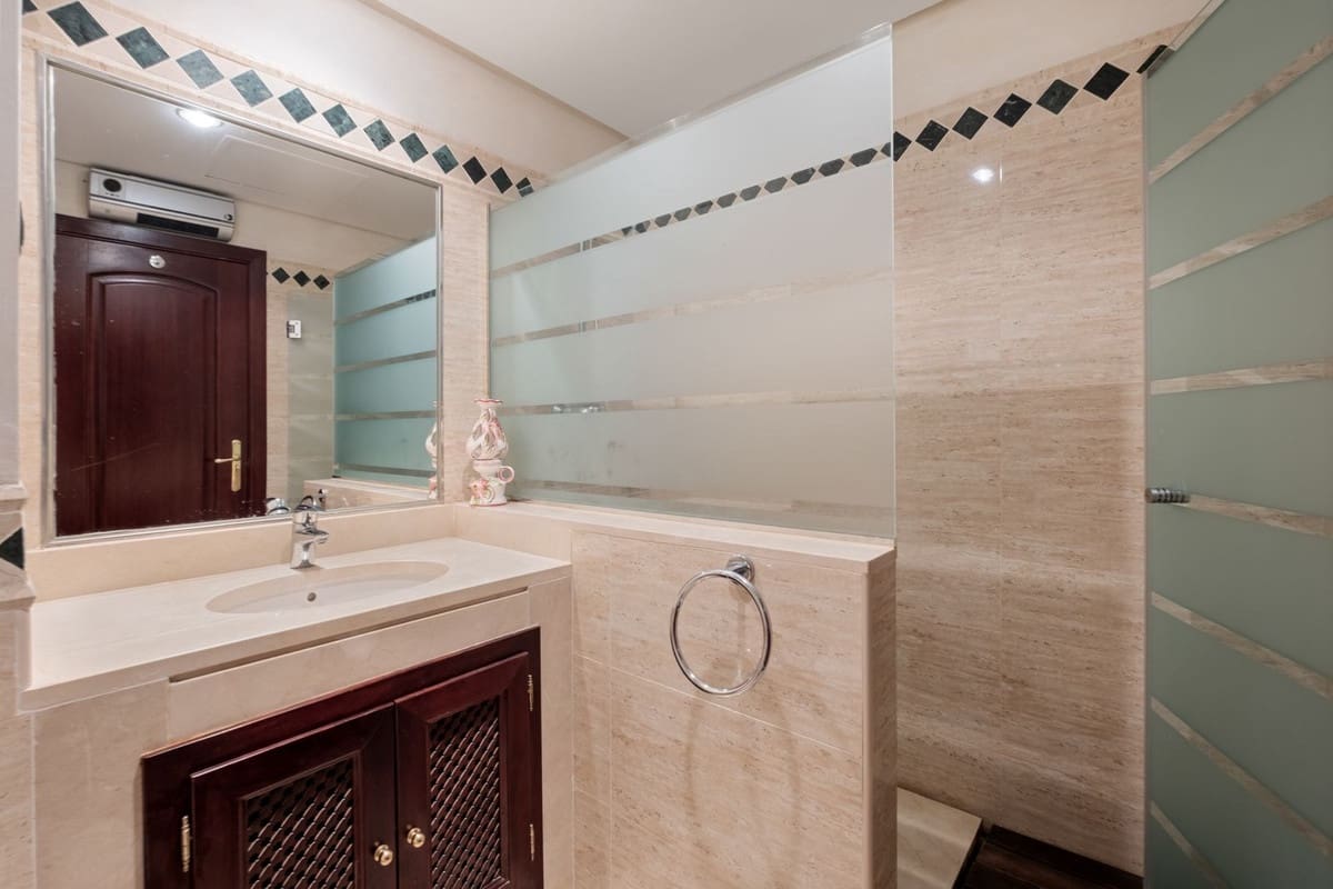 2 chambre Appartement à vendre à La Mairena avec piscine garage - 365 000 € (Ref: 10163863)
