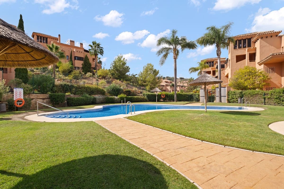 2 chambre Appartement à vendre à La Mairena avec piscine garage - 365 000 € (Ref: 10163863)