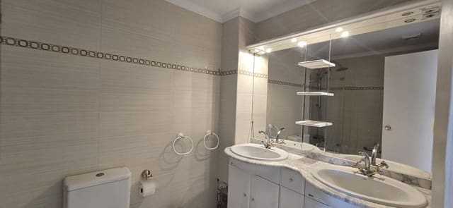 3 sypialnia Dom na sprzedaż w Nueva Andalucia, Marbella z basenem garażem - 635 000 € (Ref: 10163865)