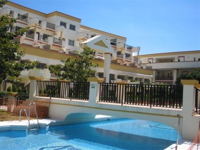 Apartamento de 1 habitación en Elviria, Marbella en venta con piscina - 375.000 € (Ref: 10163867)