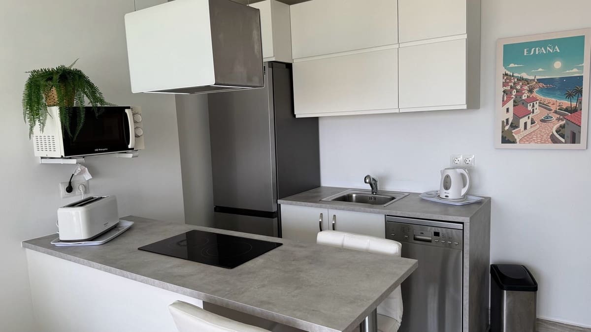 2 makuuhuone Huoneisto myytävänä paikassa Benalmadena mukana uima-altaan - 295 000 € (Ref: 10163870)