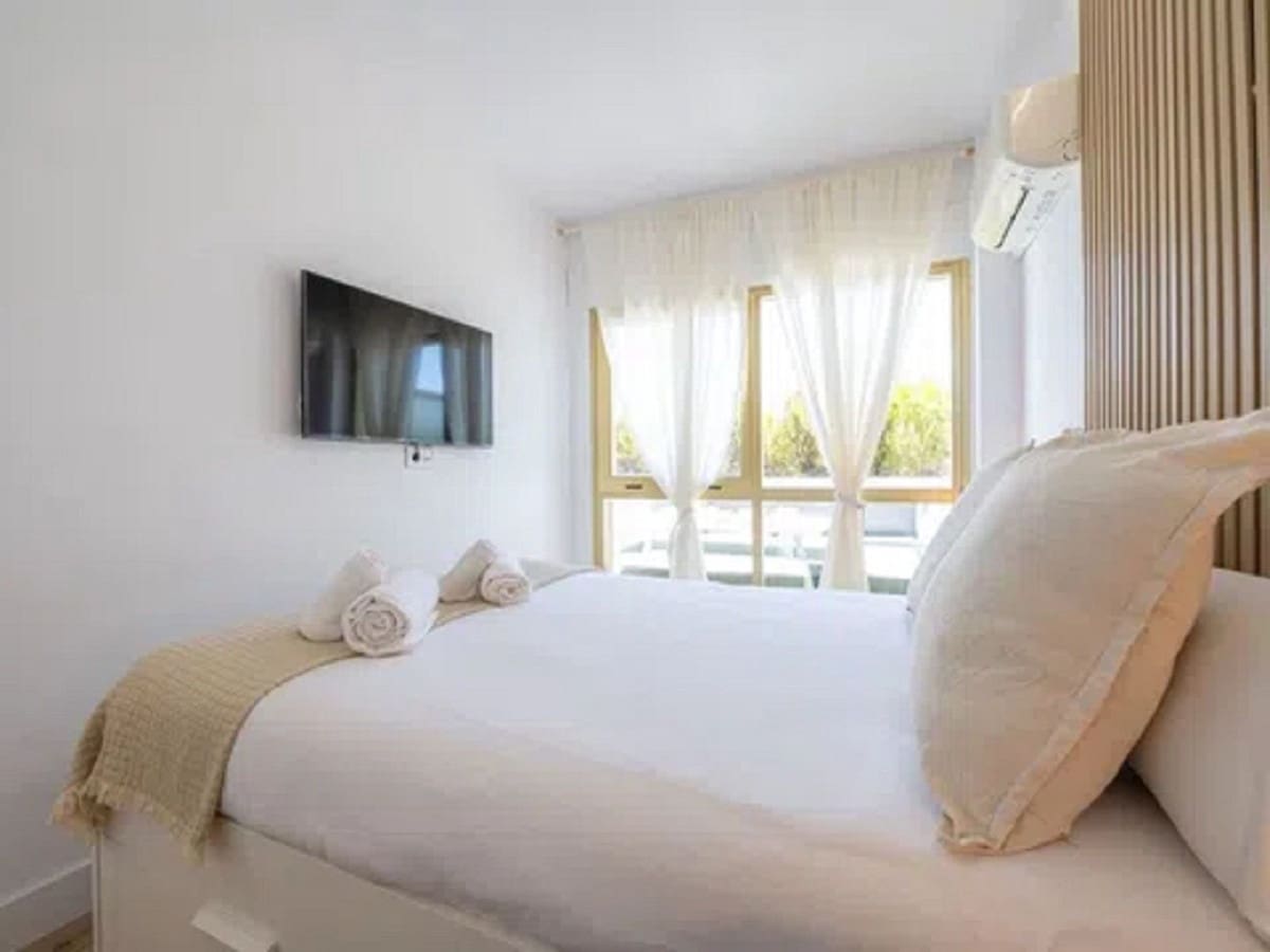 Estudio de 1 habitación en Elviria en venta con piscina - 404.500 € (Ref: 10163878)