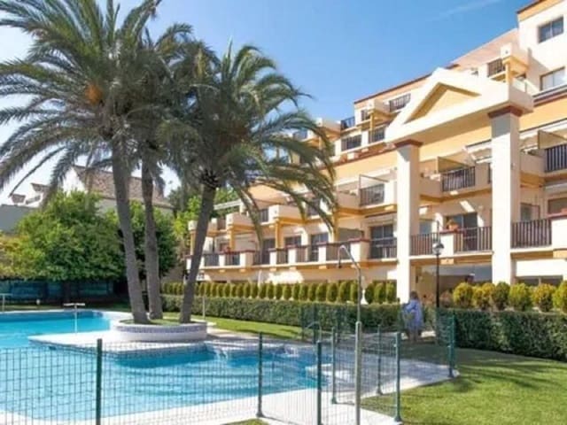 Estudio de 1 habitación en Elviria, Marbella en venta con piscina - 404.500 € (Ref: 10163878)