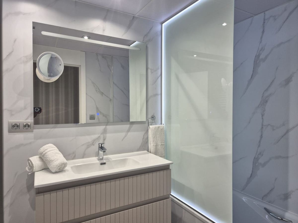 3 sypialnia Apartament na sprzedaż w Torremolinos z basenem garażem - 957 500 € (Ref: 10163885)