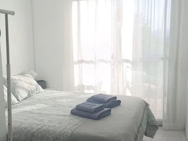 2 soveværelse Lejlighed til salg i Torremolinos med swimmingpool - € 298.500 (Ref: 10163889)
