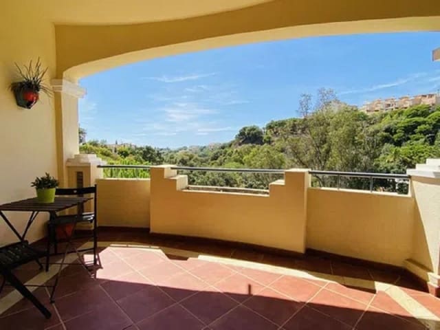 2 chambre Appartement à vendre à Elviria, Marbella avec piscine garage - 622 500 € (Ref: 10163903)