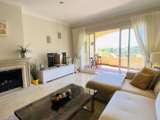2 chambre Appartement à vendre à Elviria, Marbella avec piscine garage - 622 500 € (Ref: 10163903)