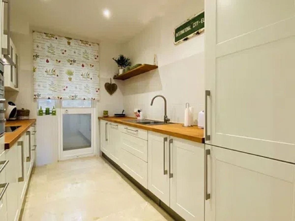 2 chambre Appartement à vendre à Elviria avec piscine garage - 622 500 € (Ref: 10163903)
