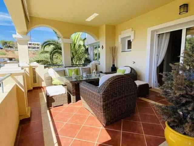2 chambre Appartement à vendre à Elviria, Marbella avec piscine garage - 622 500 € (Ref: 10163903)