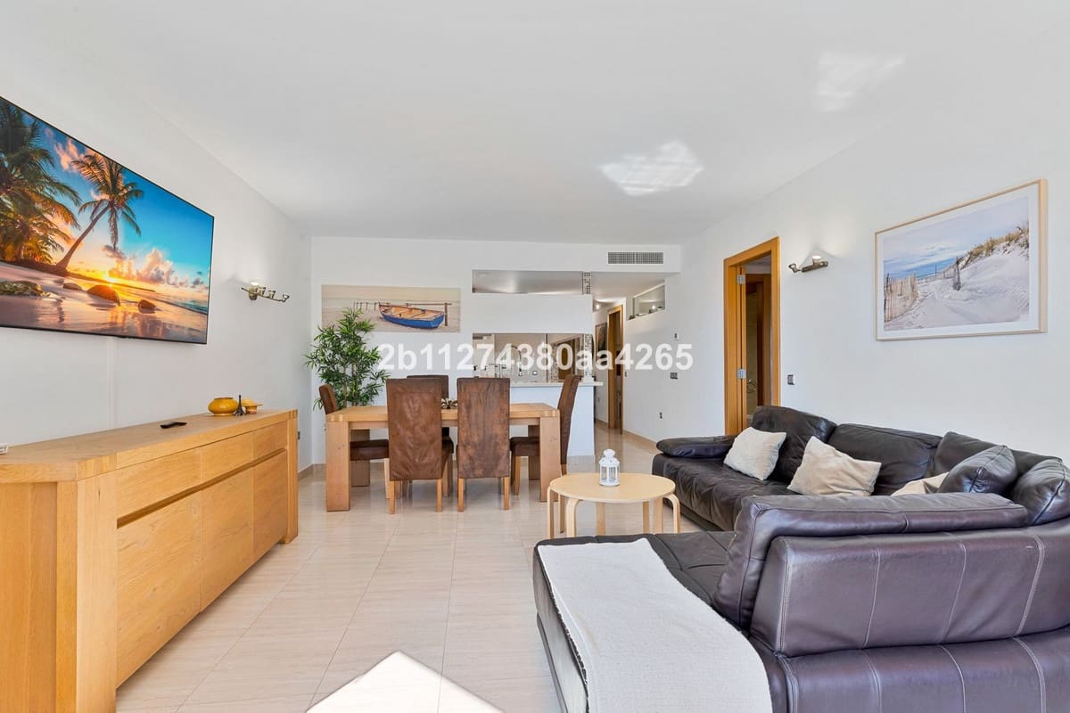 2 soverom Leilighet til salgs i Benalmadena med svømmebasseng garasje - € 475 000 (Ref: 10163909)