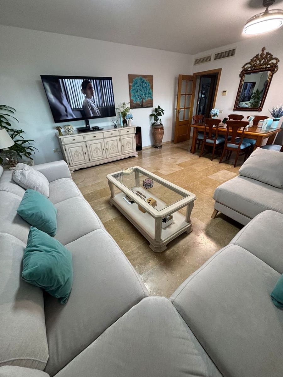 4 soveværelse Lejlighed til salg i Torremolinos med swimmingpool garage - € 775.000 (Ref: 10163914)