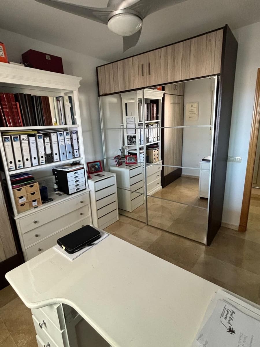 4 soveværelse Lejlighed til salg i Torremolinos med swimmingpool garage - € 775.000 (Ref: 10163914)