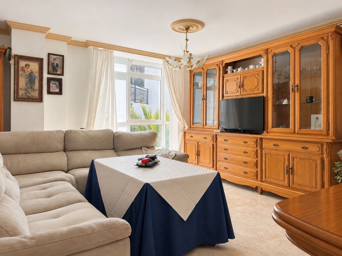 3 bedroom Apartment for sale in Mijas with garage - € 275,000 (Ref: 10166092)