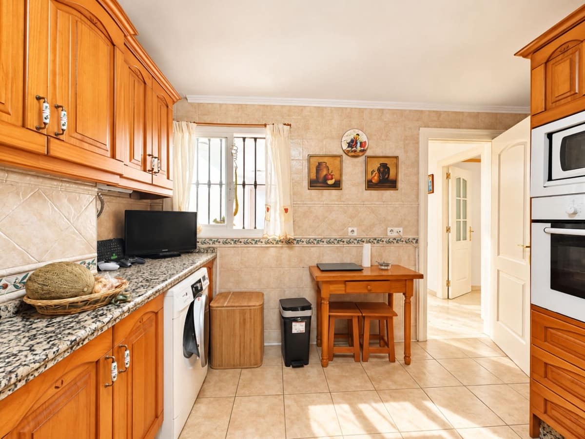 3 bedroom Apartment for sale in Mijas with garage - € 275,000 (Ref: 10166092)