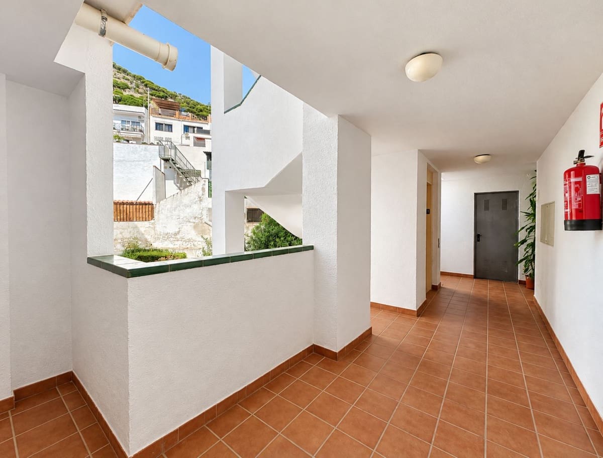 3 bedroom Apartment for sale in Mijas with garage - € 275,000 (Ref: 10166092)