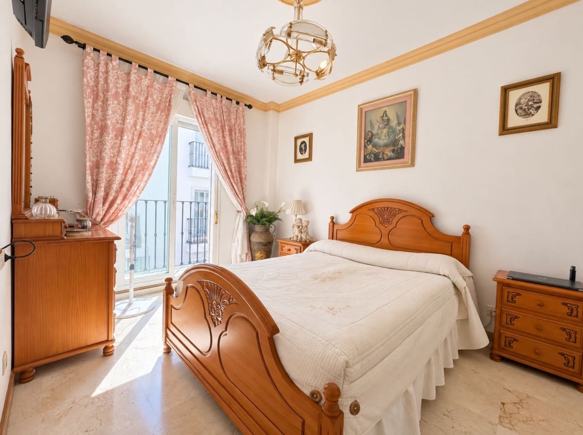 3 bedroom Apartment for sale in Mijas with garage - € 275,000 (Ref: 10166092)