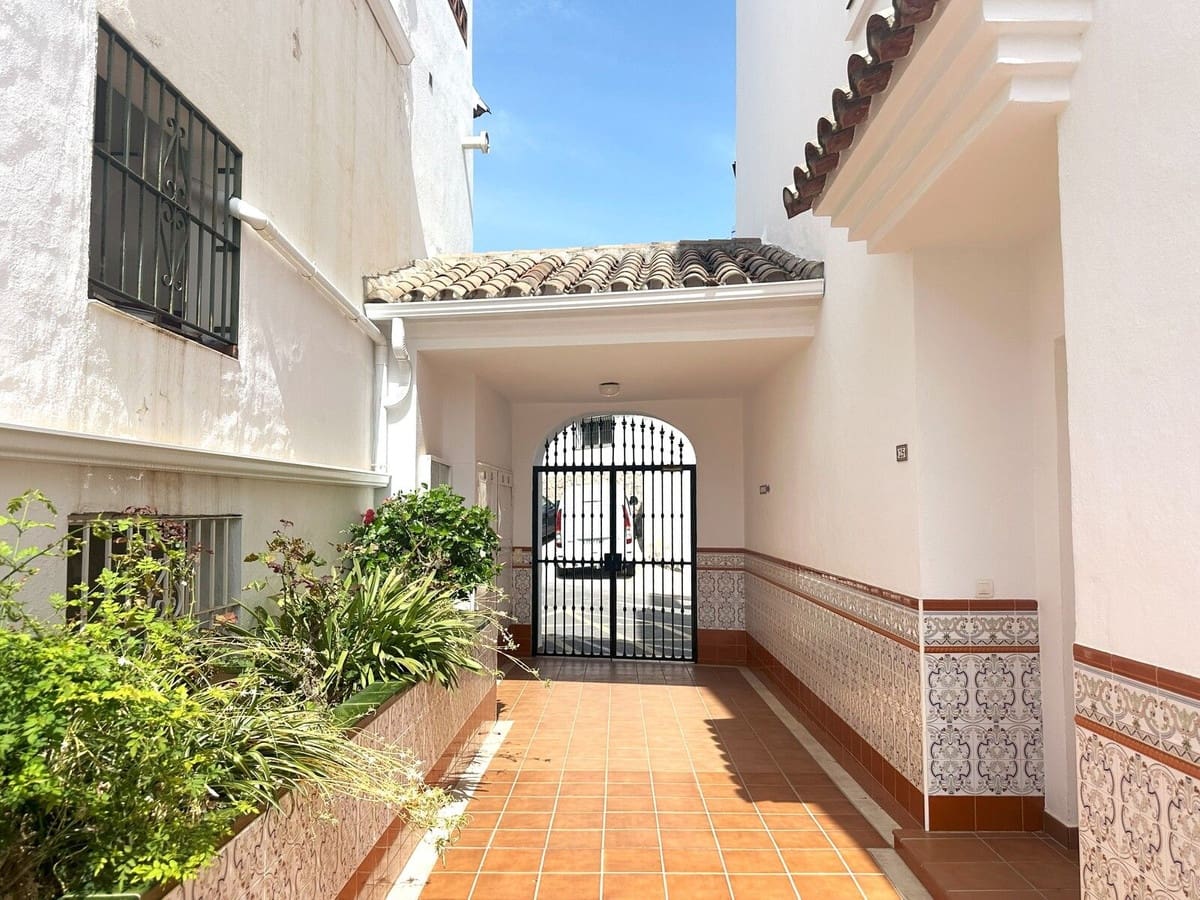 3 bedroom Apartment for sale in Mijas with garage - € 275,000 (Ref: 10166092)