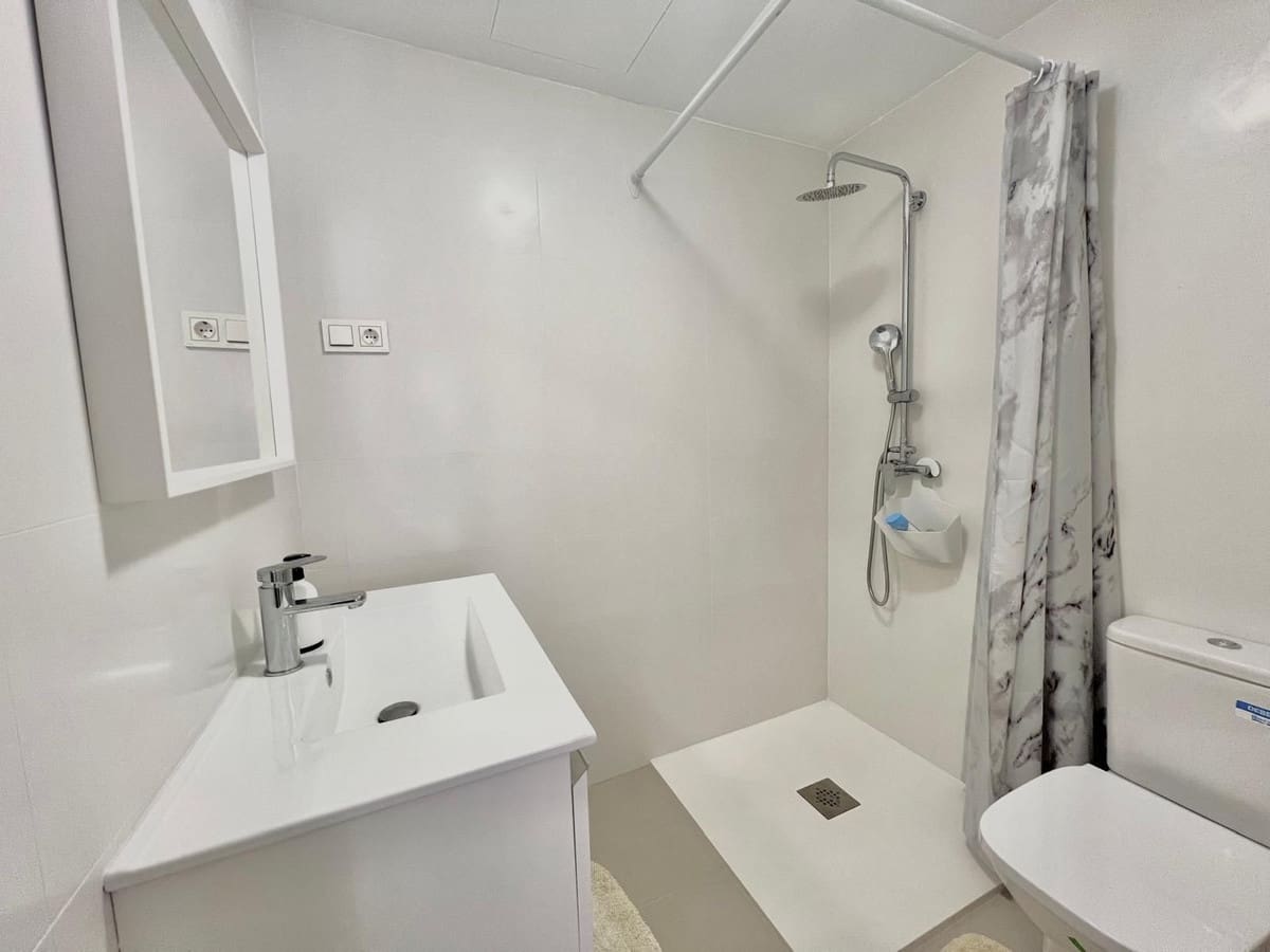 2 soveværelse Lejlighed til salg i Fuengirola - € 379.000 (Ref: 10166094)