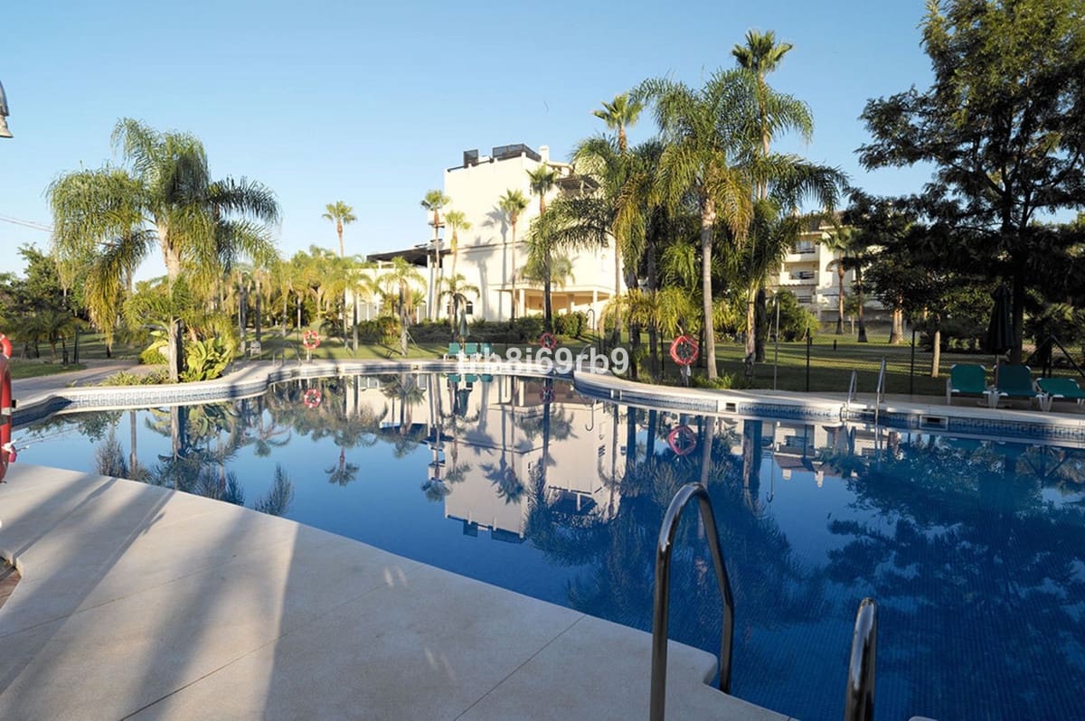 2 bedroom Apartment for sale in New Golden Mile with pool garage - € 395,000 (Ref: 10166095)