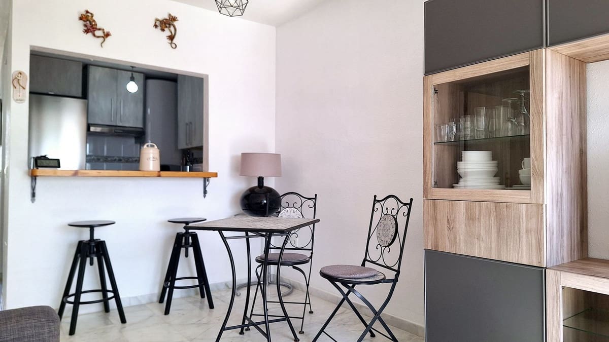 Apartamento de 2 habitaciones en Bahia de Casares en venta con piscina garaje - 265.000 € (Ref: 10166096)