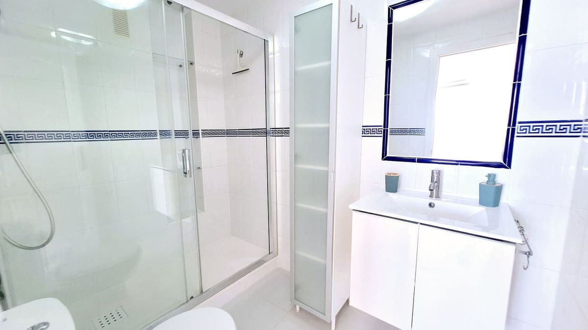 Apartamento de 2 habitaciones en Bahia de Casares en venta con piscina garaje - 265.000 € (Ref: 10166096)