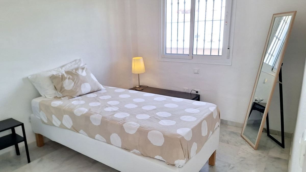 Apartamento de 2 habitaciones en Bahia de Casares en venta con piscina garaje - 265.000 € (Ref: 10166096)