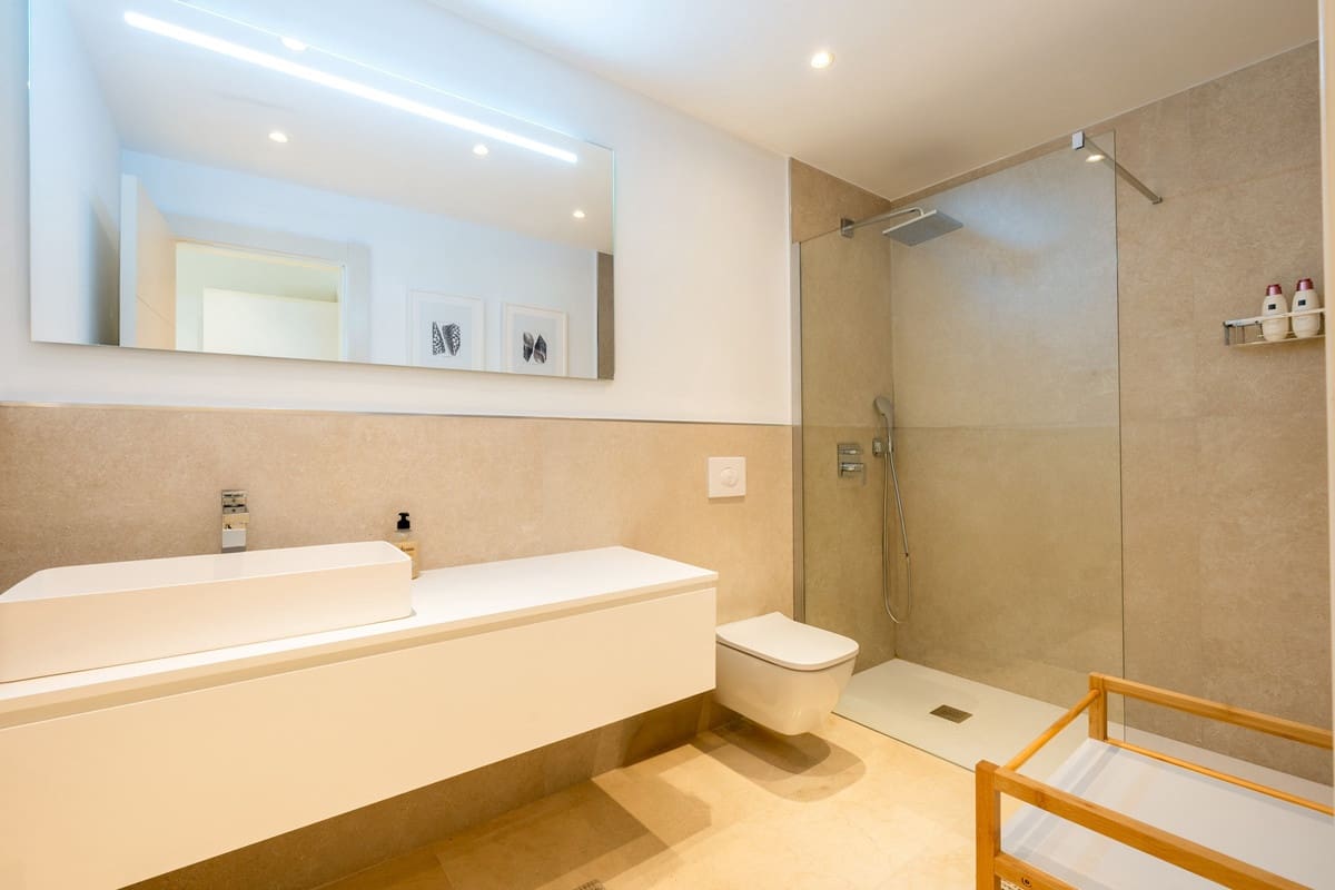 2 bedroom Apartment for sale in Benahavis with pool garage - € 630,000 (Ref: 10166099)