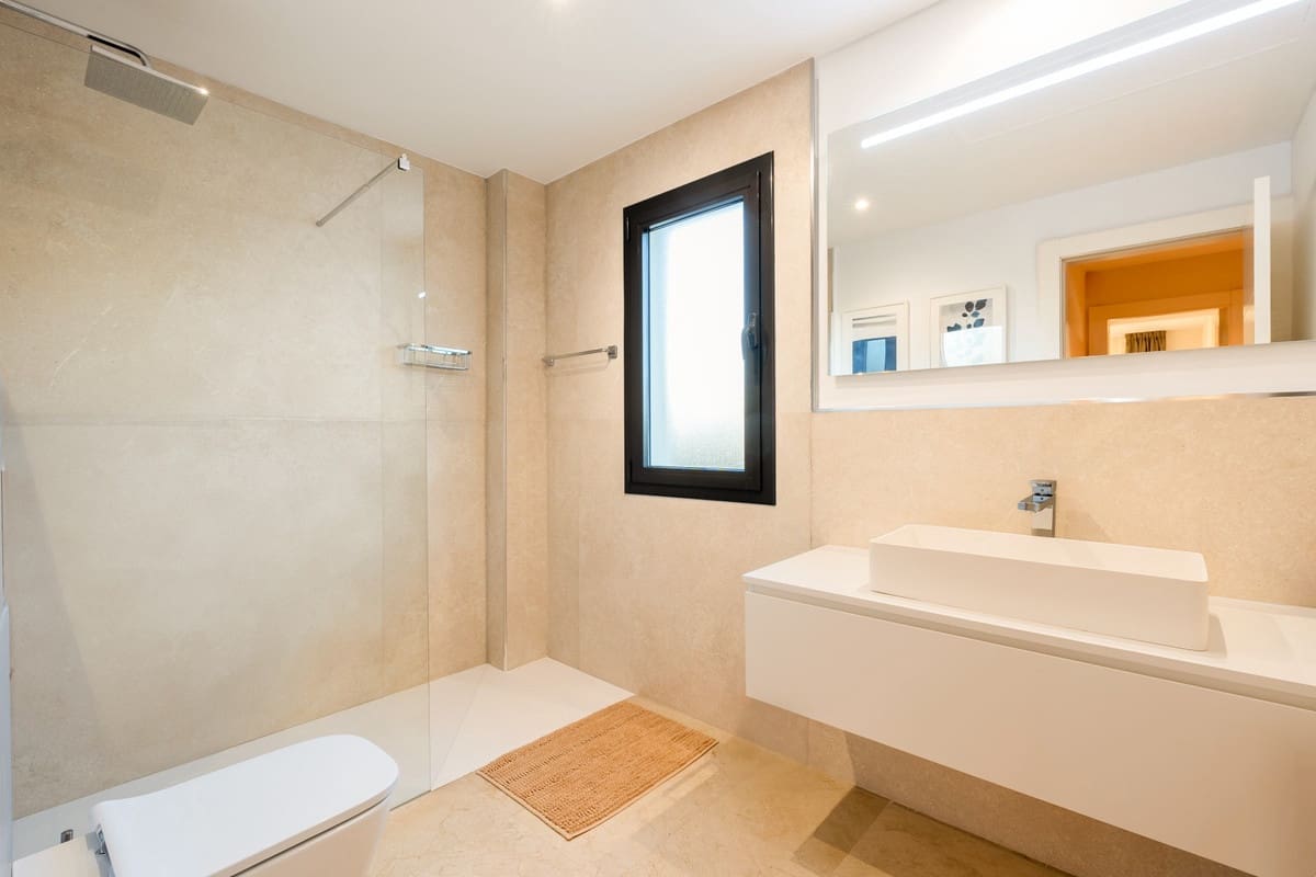 2 bedroom Apartment for sale in Benahavis with pool garage - € 630,000 (Ref: 10166099)