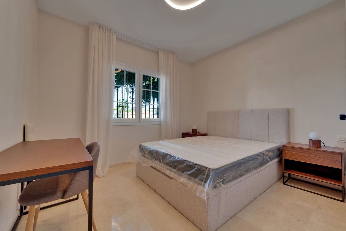 3 bedroom Apartment for sale in Benahavis with pool garage - € 710,000 (Ref: 10166100)