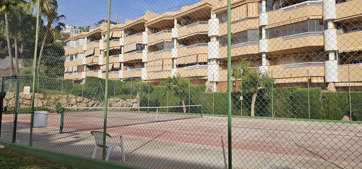 3 soveværelse Lejlighed til salg i Fuengirola med swimmingpool garage - € 387.500 (Ref: 10166102)