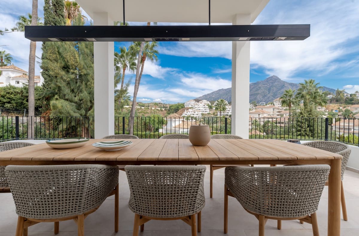 4 camera da letto Villa in vendita in Nueva Andalucia con piscina garage - 3.450.000 € (Rif: 10166103)
