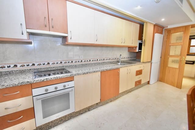 Apartamento de 2 habitaciones en Benalmádena en venta con piscina garaje - 436.500 € (Ref: 10167849)