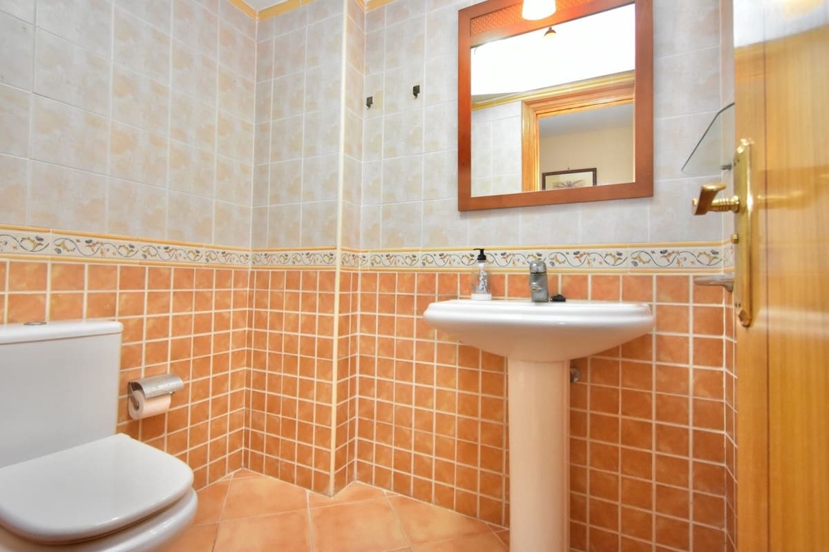 Apartamento de 2 habitaciones en Benalmádena en venta con piscina garaje - 436.500 € (Ref: 10167849)
