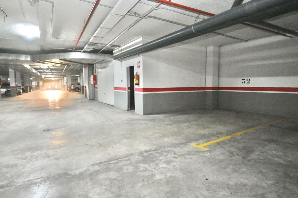 Apartamento de 2 habitaciones en Benalmádena en venta con piscina garaje - 436.500 € (Ref: 10167849)
