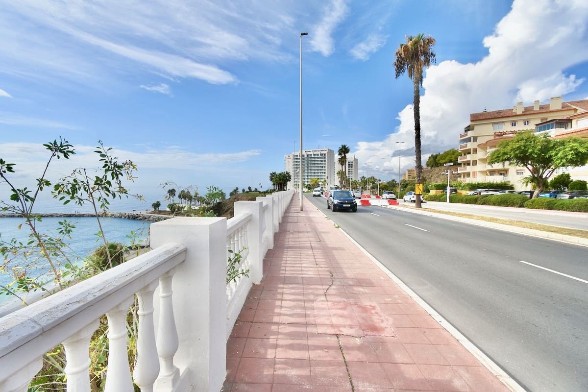 Apartamento de 2 habitaciones en Benalmádena en venta con piscina garaje - 436.500 € (Ref: 10167849)