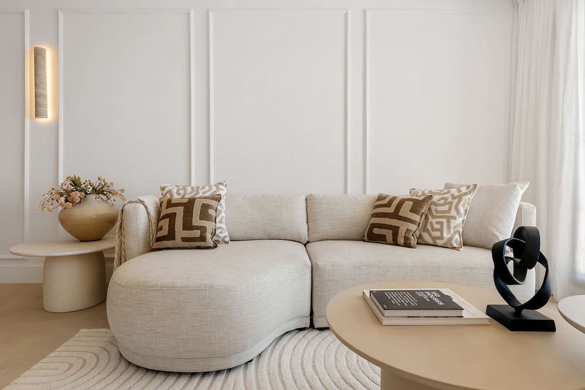 2 bedroom Apartment for sale in Los Arqueros with pool garage - € 695,000 (Ref: 10167850)