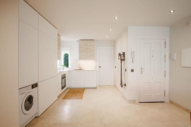 3 soveværelse Lejlighed til salg i La Quinta, Benahavís med swimmingpool - € 545.000 (Ref: 10169388)