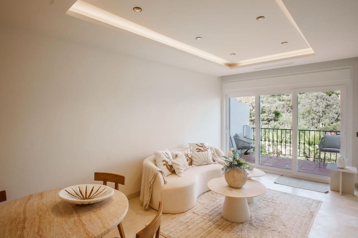 3 soveværelse Lejlighed til salg i La Quinta med swimmingpool - € 545.000 (Ref: 10169388)