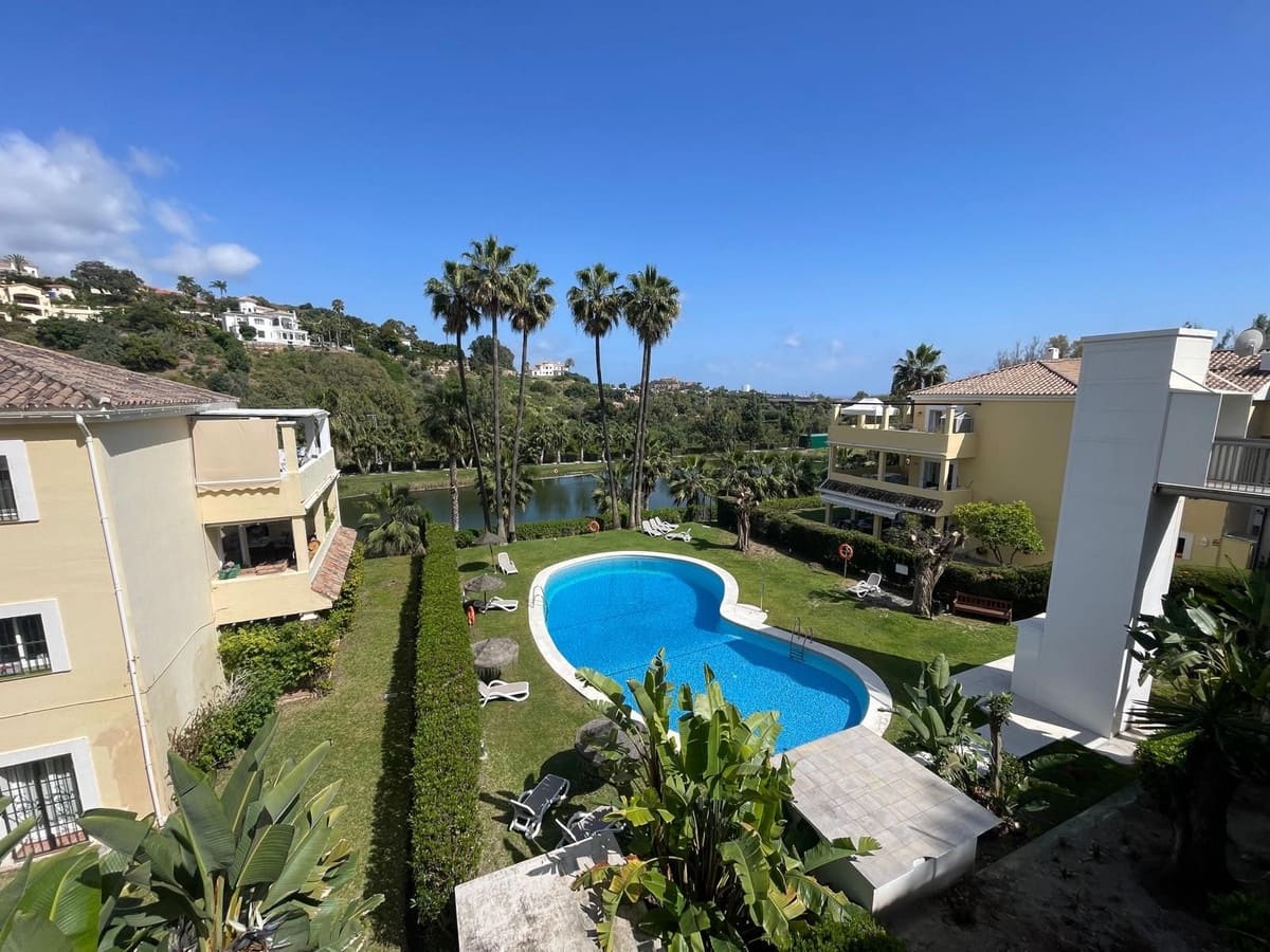 3 soveværelse Lejlighed til salg i La Quinta med swimmingpool - € 545.000 (Ref: 10169388)