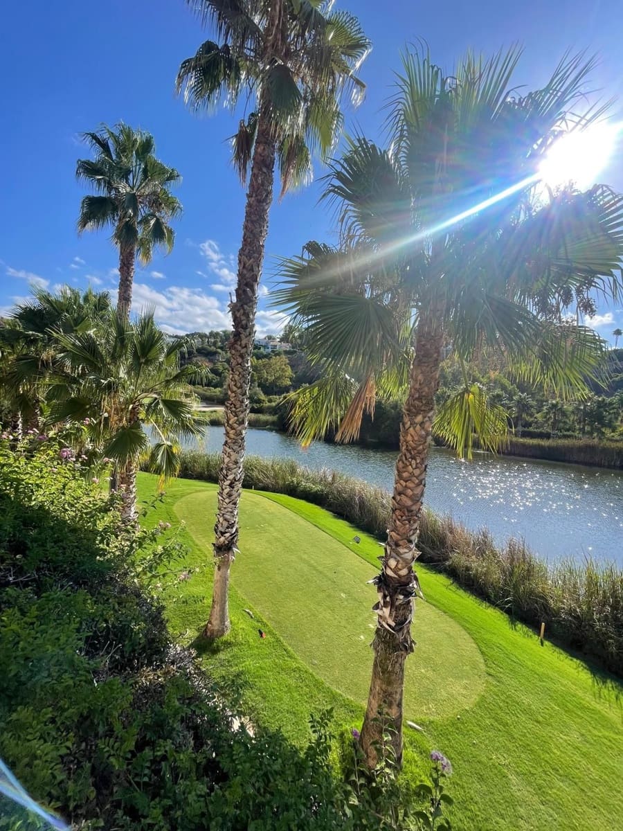3 soveværelse Lejlighed til salg i La Quinta med swimmingpool - € 545.000 (Ref: 10169388)