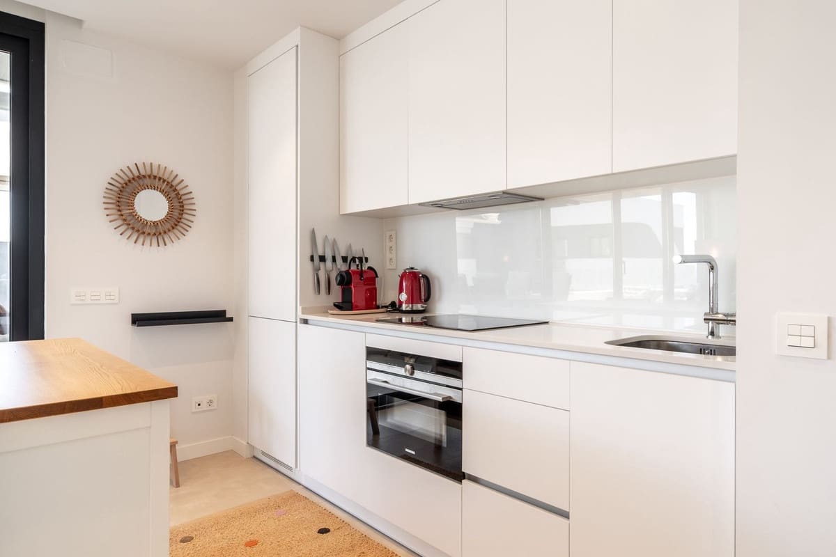 2 soverom Leilighet til salgs i Fuengirola med svømmebasseng garasje - € 459 000 (Ref: 10169391)