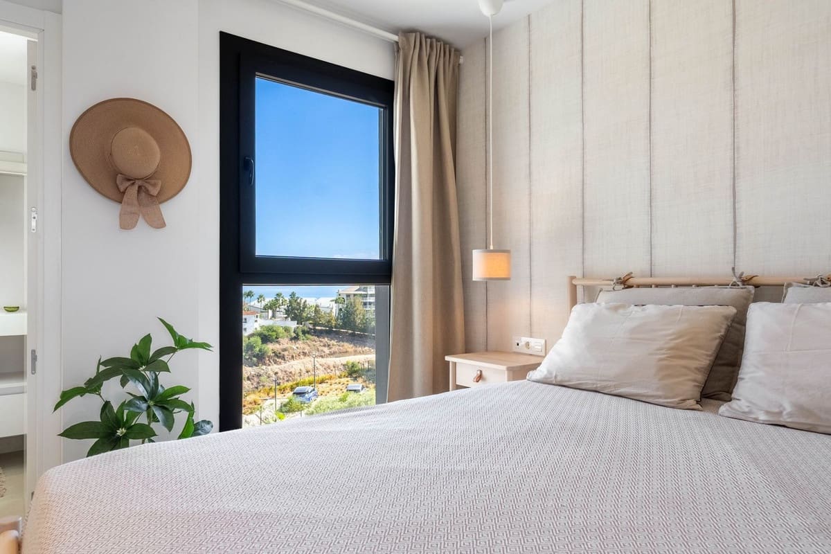2 soverom Leilighet til salgs i Fuengirola med svømmebasseng garasje - € 459 000 (Ref: 10169391)