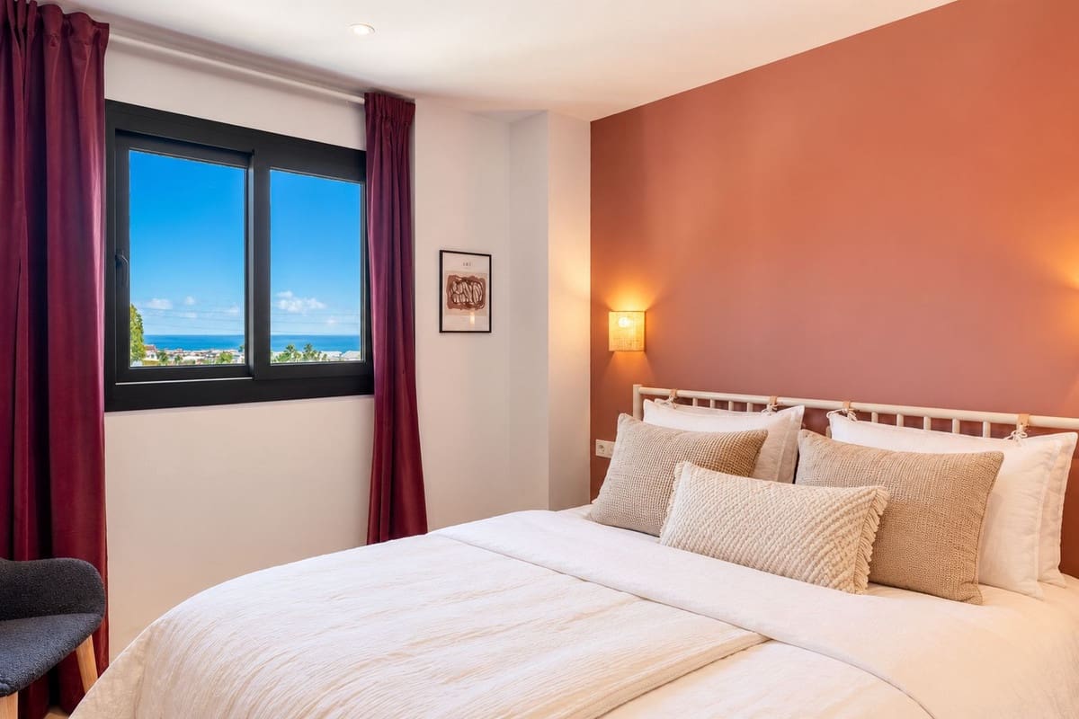 2 soverom Leilighet til salgs i Fuengirola med svømmebasseng garasje - € 459 000 (Ref: 10169391)