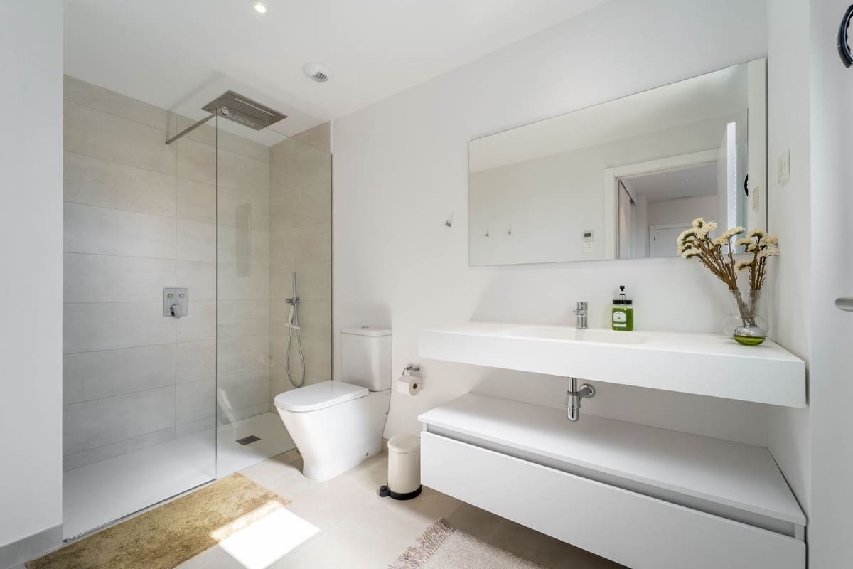 2 soverom Leilighet til salgs i Fuengirola med svømmebasseng garasje - € 459 000 (Ref: 10169391)