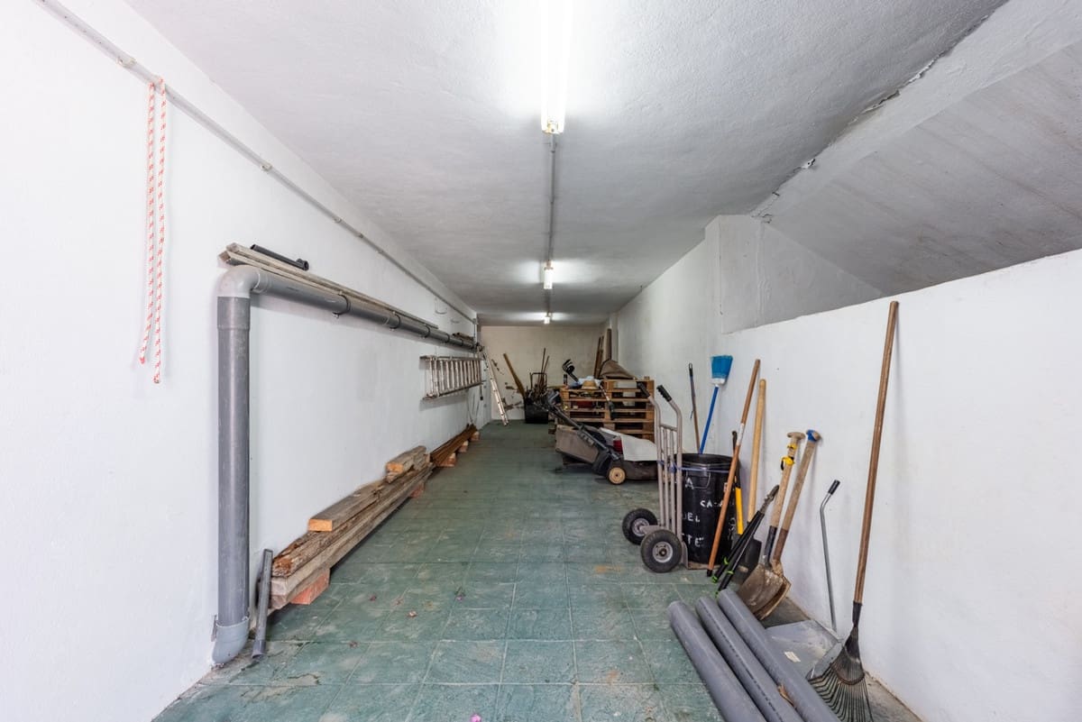 4 slaapkamer Villa te koop in Atalaya-Isdabe met zwembad garage - € 1.695.000 (Ref: 10169394)
