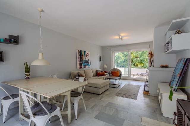 4 soverom Hus til salgs i Nueva Andalucia, Marbella med svømmebasseng garasje - € 695 000 (Ref: 10169397)