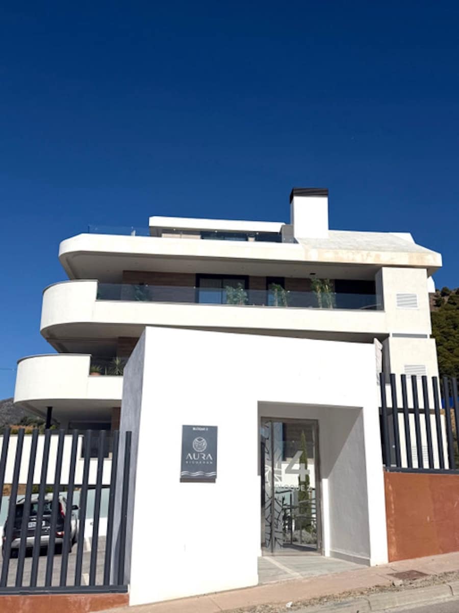 3 soveværelse Lejlighed til salg i Fuengirola med swimmingpool garage - € 699.000 (Ref: 10169399)