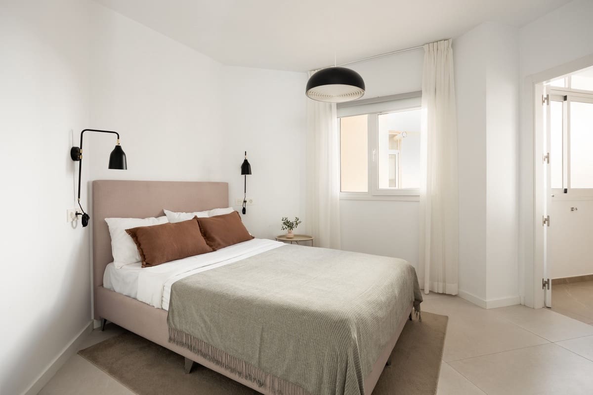 4 soveværelse Lejlighed til salg i San Pedro de Alcantara med swimmingpool garage - € 1.295.000 (Ref: 10172129)